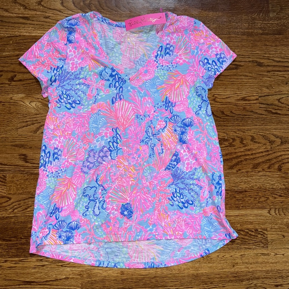 LILLY PULITZER ETTA V-NECK TOP/ MULTI SPLENDOR IN THE SAND